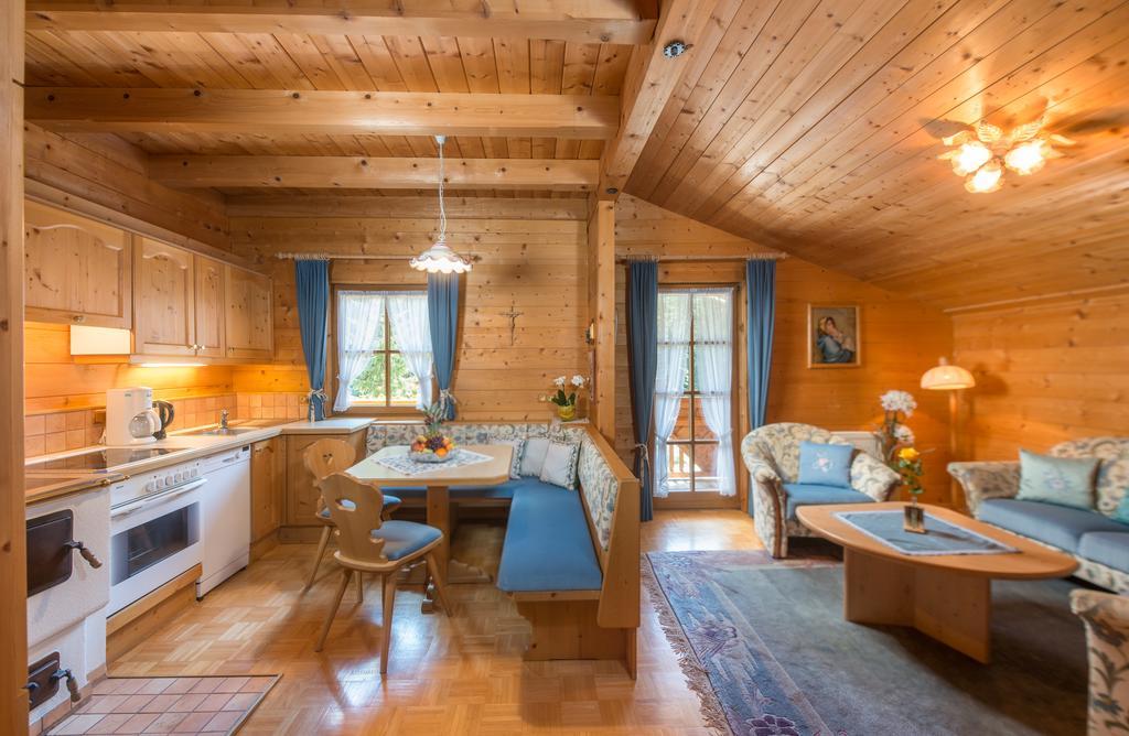 Bio-Holzhaus Und Landhaus Heimat Ramsau am Dachstein Exterior foto